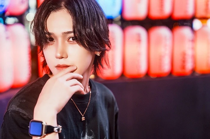 キャストカバー画像3