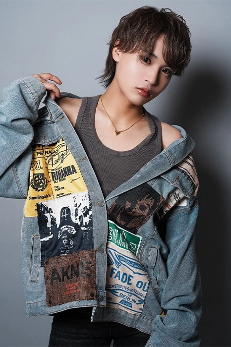 キャストカバー画像2