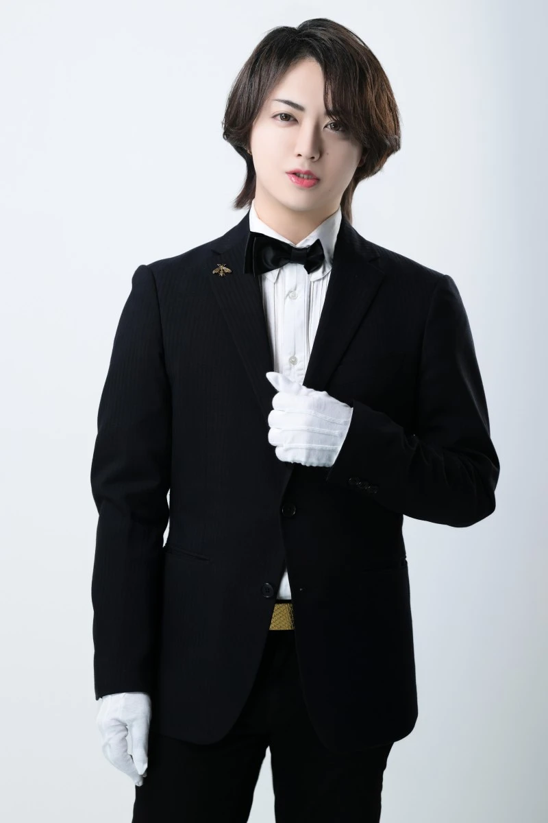 キャストカバー画像1