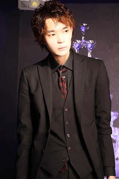 キャストカバー画像3