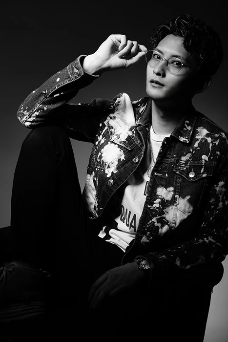 キャストカバー画像1