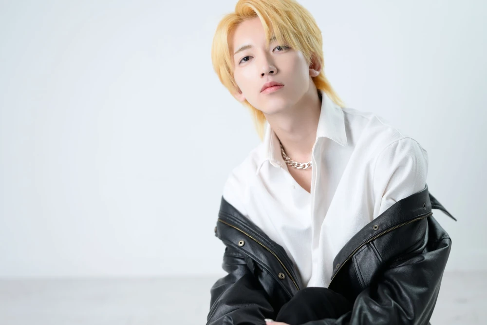 キャストカバー画像2