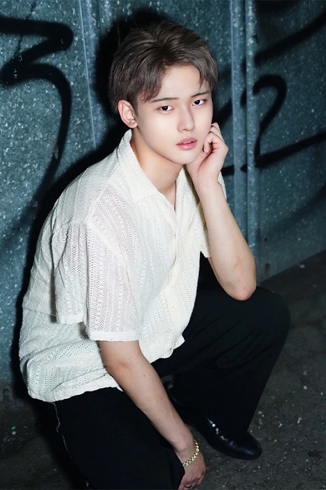 キャストカバー画像3