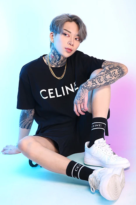 キャストカバー画像1