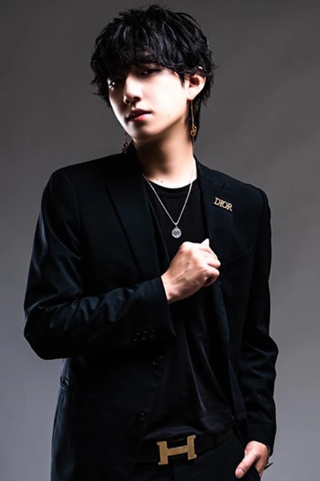 キャストカバー画像2