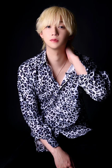 キャストカバー画像3