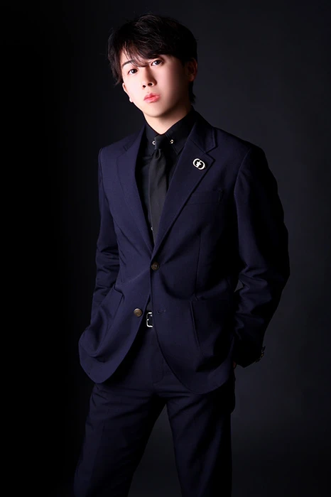 キャストカバー画像2