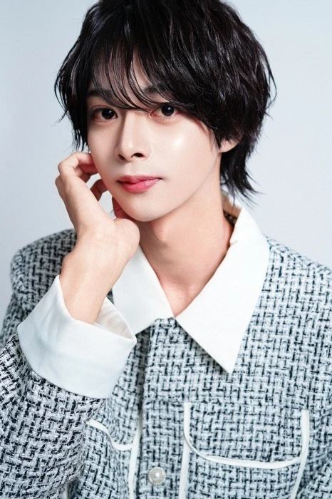 キャストカバー画像2