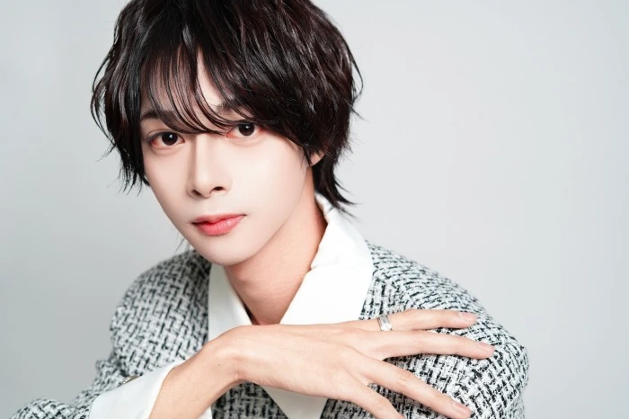 キャストカバー画像3