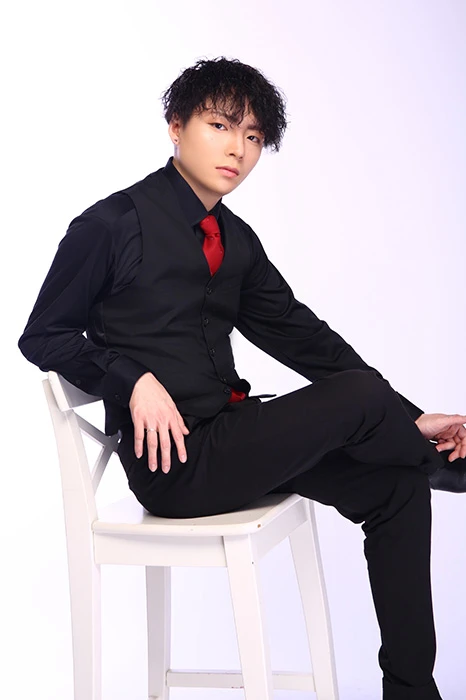 キャストカバー画像3