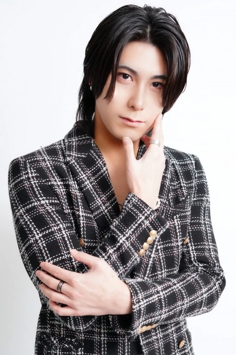 キャストカバー画像1