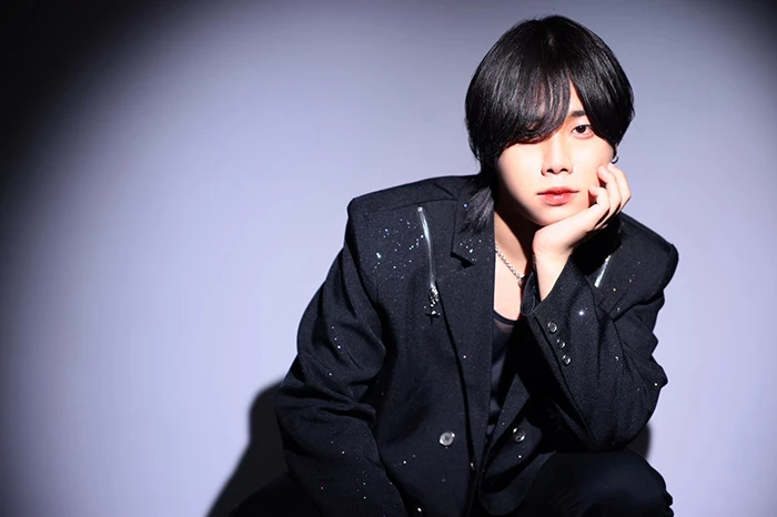 キャストカバー画像1