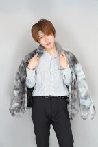 キャストカバー画像1