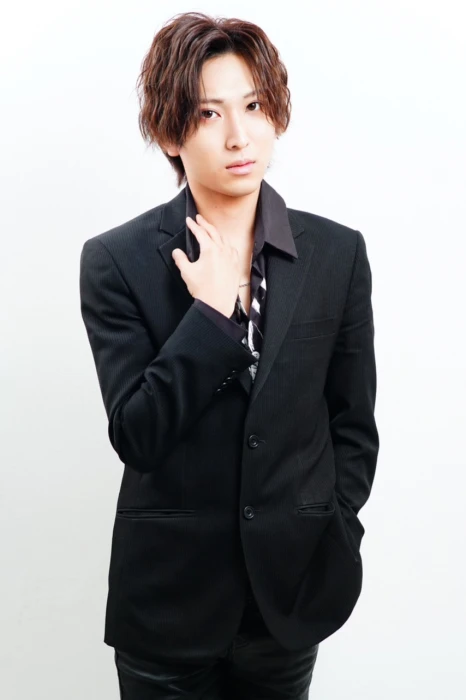 キャストカバー画像3