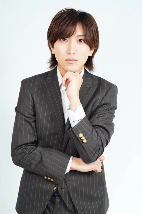 キャストカバー画像1