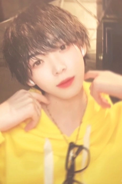 キャストカバー画像2