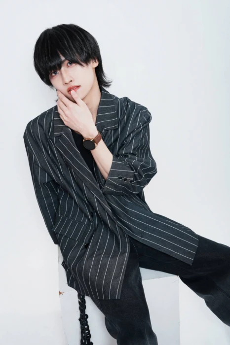 キャストカバー画像2