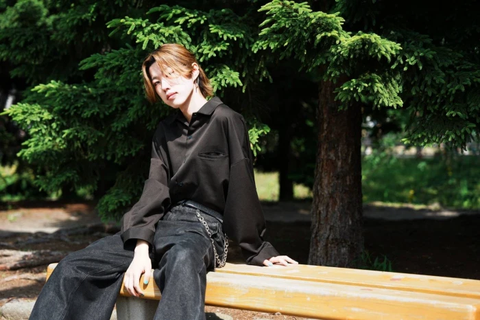 キャストカバー画像1