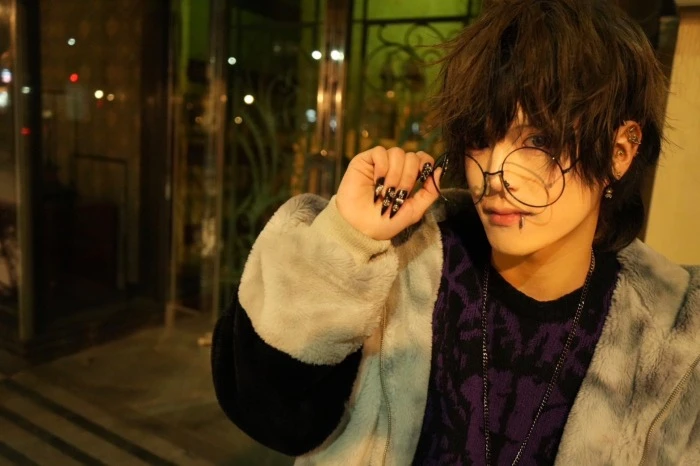 キャストカバー画像1