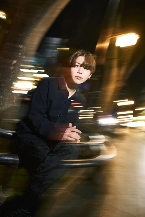 キャストカバー画像1