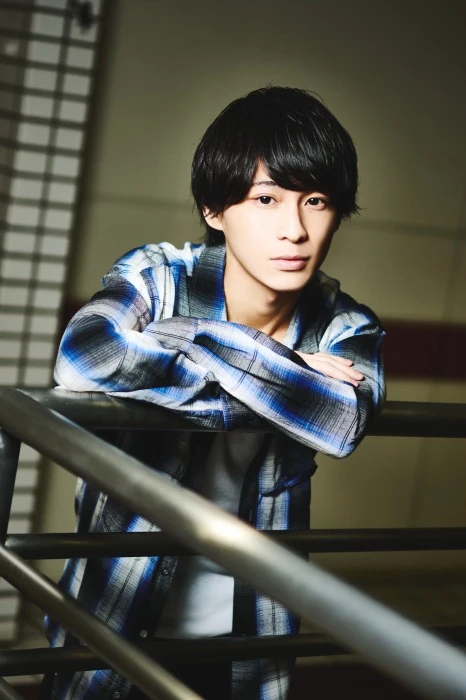 キャストカバー画像3