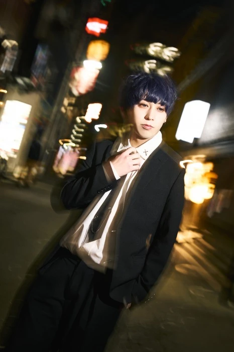 キャストカバー画像1