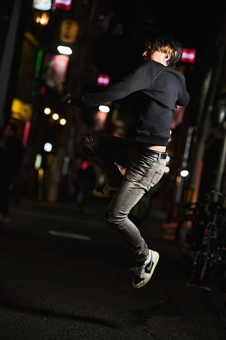 キャストカバー画像2