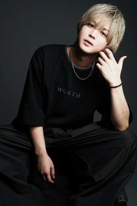 キャストカバー画像1