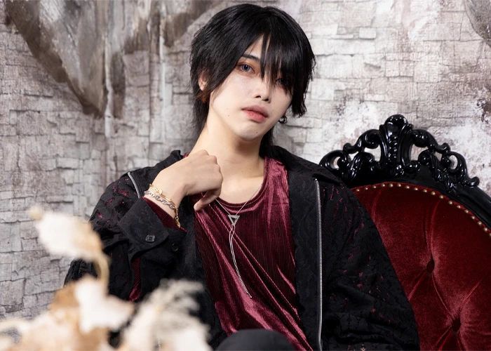 キャストカバー画像1