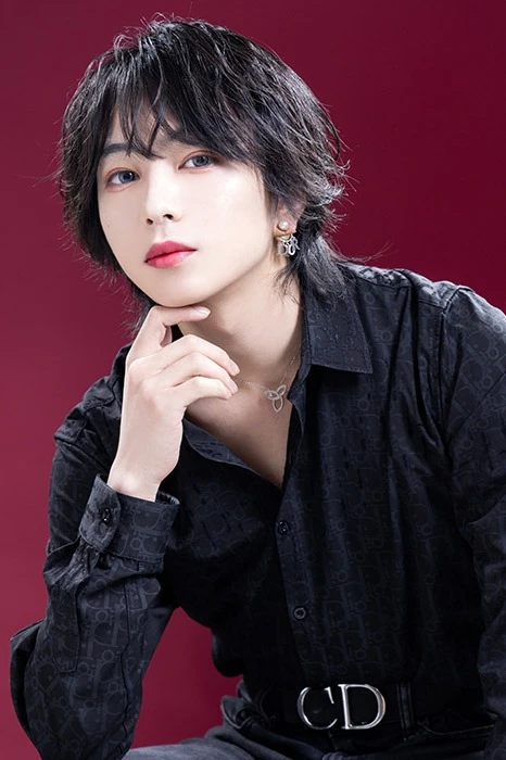 キャストカバー画像1