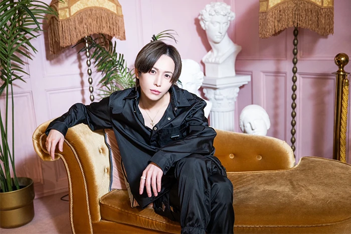 キャストカバー画像2