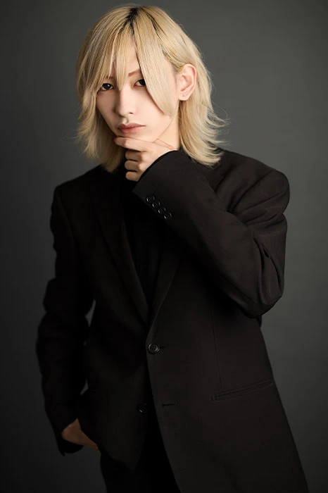 キャストカバー画像1