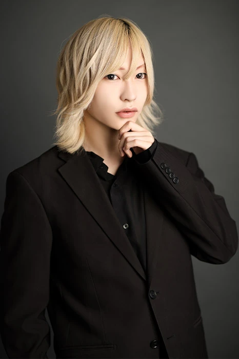 キャストカバー画像2