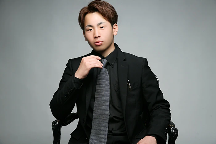 キャストカバー画像2