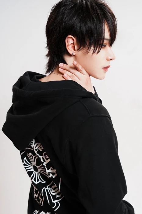 キャストカバー画像2