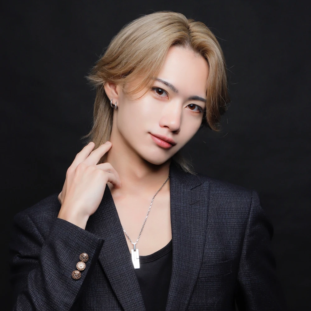 白凪 仁