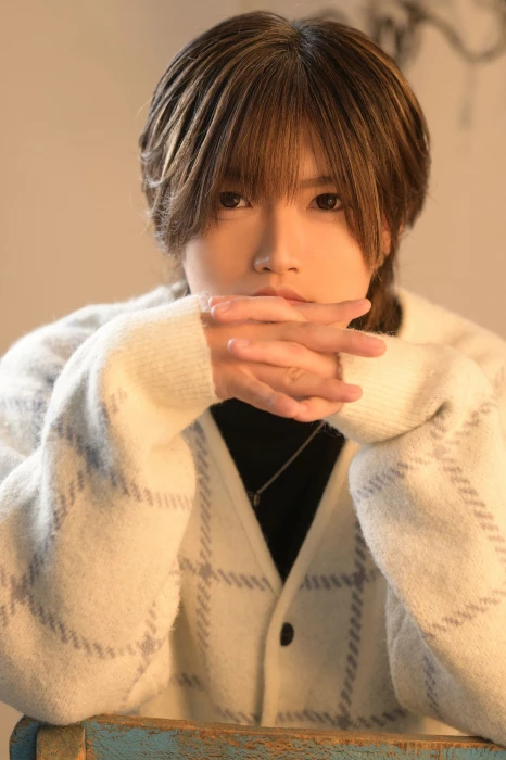 キャストカバー画像1