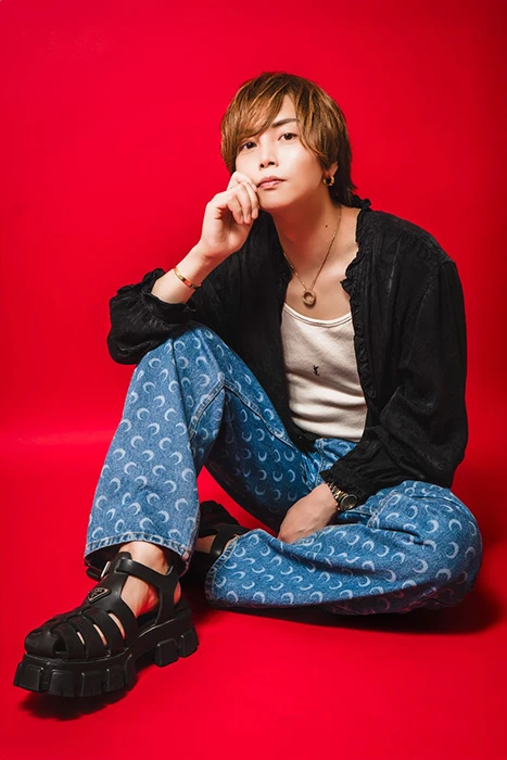 キャストカバー画像1