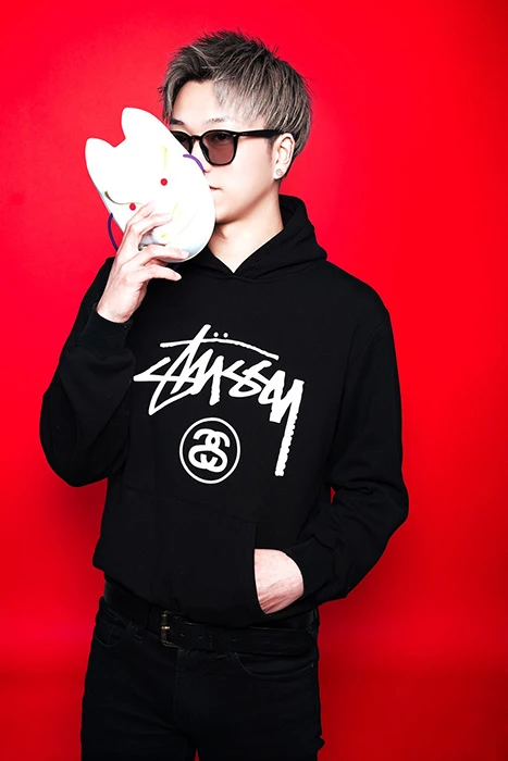 キャストカバー画像1