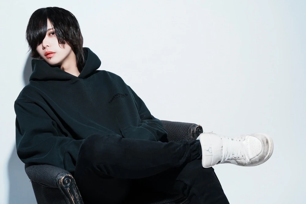 キャストカバー画像2