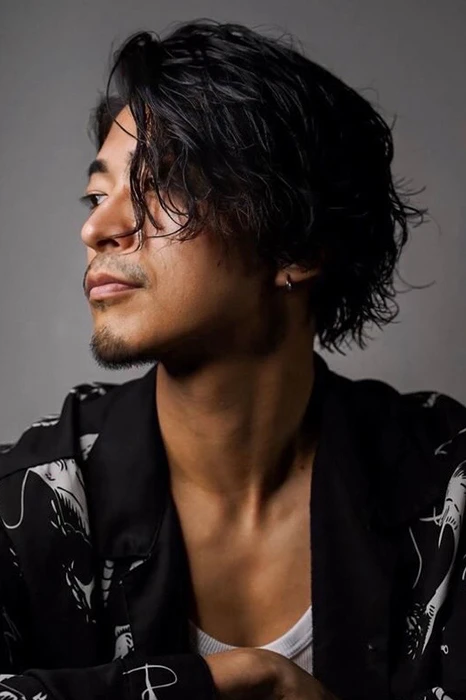 キャストカバー画像1