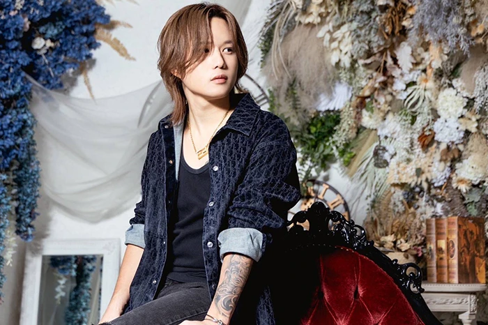 キャストカバー画像1