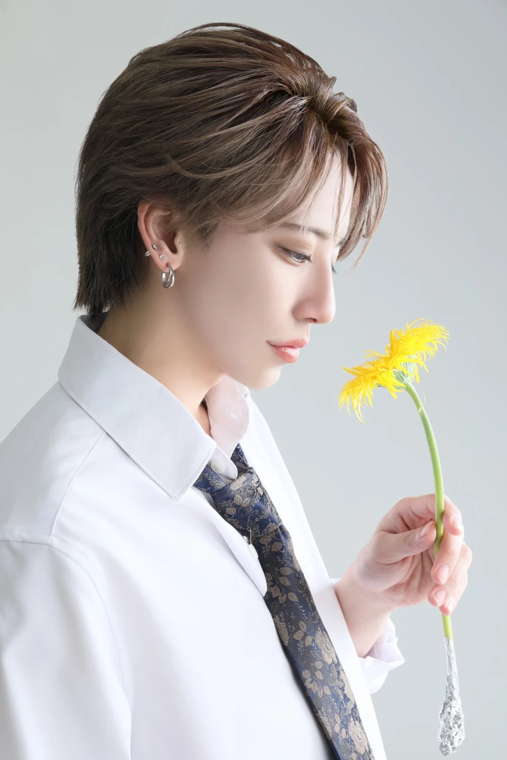 キャストカバー画像1