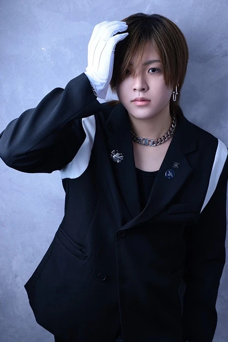 ⭐️ミナミ⭐️ HYDE」のプロフィールGENTLY GREED｜大阪ミナミ/ホストクラブ