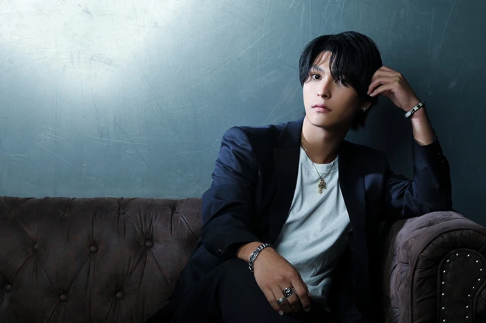 キャストカバー画像1