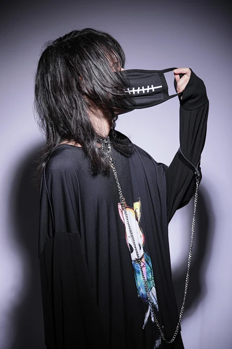 キャストカバー画像1