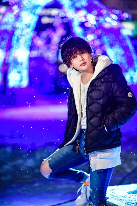 キャストカバー画像1