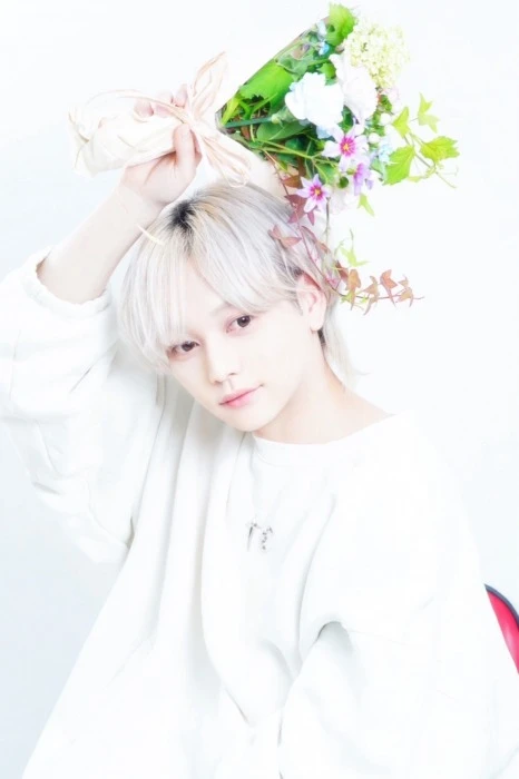 キャストカバー画像2