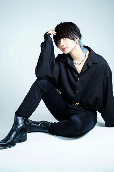 キャストカバー画像2