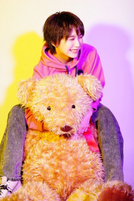 キャストカバー画像2